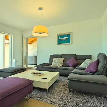 Complex Luve Villa *