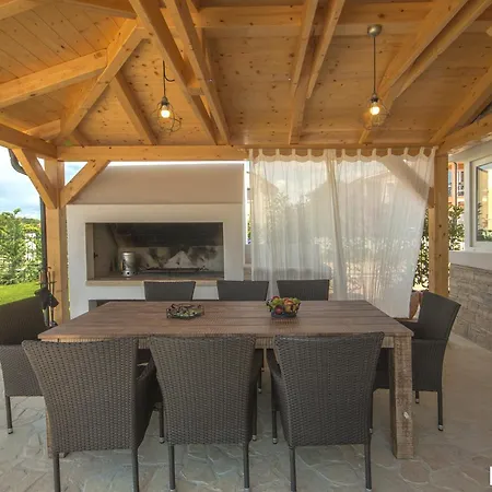 Complex Luve * Rosini