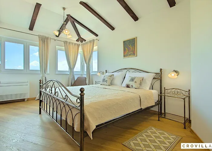 Complex Luve Villa *