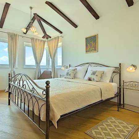 Complex Luve Villa *