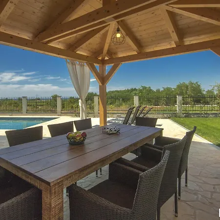 Complex Luve * Rosini